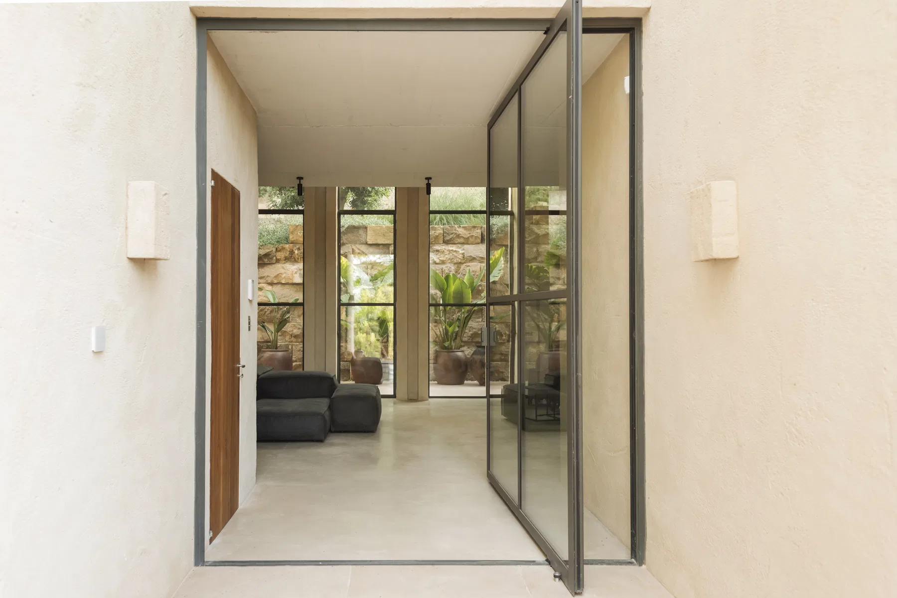 Janisol Puerta Pivotante